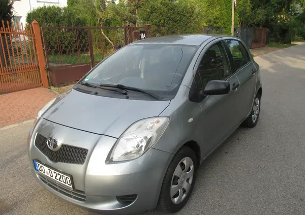 toyota Toyota Yaris cena 17900 przebieg: 187000, rok produkcji 2009 z Warszawa